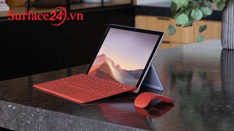 Microsoft Surface Pro 7 Plus i5/16GB/256GB Wifi (Like New) 7 surface pro 7 plus 7