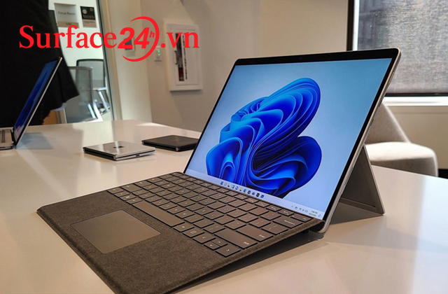Microsoft Surface Pro 8 i7/16GB/256GB LTE (Like New) 9 surface pro 8 bac surfacestore img8